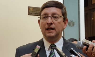 El senador Óscar Ortiz