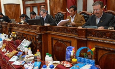 El ministro respondió 30 preguntas/Foto. RRSS