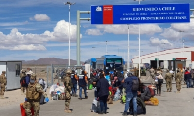 Llegada de bolivianos a Pisiga, donde se levantó un campamente para la cuarentena. Foto:APG
