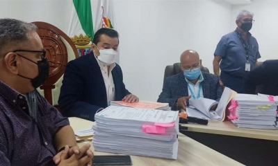 Alcalde de Santa Cruz, Jhonny Fernández. 