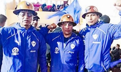 David Choque (centro), junto a dirigentes celebra el triunfo. Foto: radio Pío XII