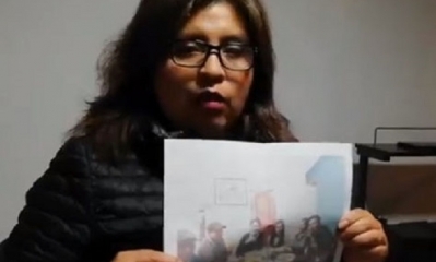 La asambleísta Ely Morales denuncia al responsable del Fondo Indígena, Rafael Quispe. Captura de imagen