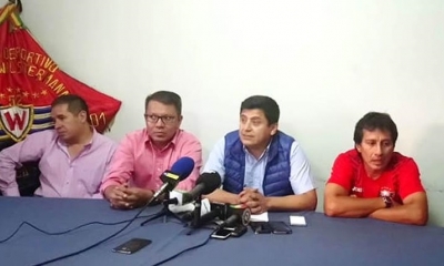 Conferencia de prensa de la dirigencia del club aviador/Foto. Fernando Avendaño