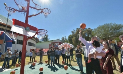 Presidente en Ejercicio entregó el Centro de Alto Rendimiento (CAR) para la Asociación de Baloncesto. Foto: RRSS