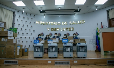 Terrazas mencionó que cada uno de los concentradores entregados puede proporcionar hasta diez litros de oxígeno medicinal por minuto.