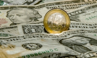 El presidente de Estados Unidos, Donald Trump, dijo hoy jueves que el dólar se reforzará con el tiempo