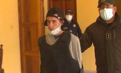 El sujeto acusado de asesinar a un transeúnte en El Alto, el pasado 17 de diciembre. Foto: Unitel