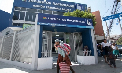 Fachada de la Agencia Tributaria Sacaba