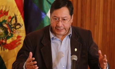 El candidato a la presidencia por el Movimiento al Socialismo (MAS), Luis Arce Catacora