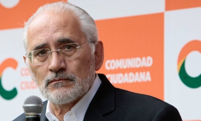 Carlos Mesa dice que fue 
