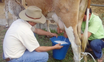 Explicó que los equipos entregados serán de gran utilidad para mejorar la calidad de la producción de leche