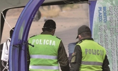 oficiales de policia