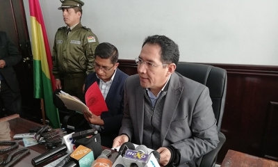 El fiscal general del Estado, Ramiro Guerrero, en conferencia de prensa. Foto: ABI