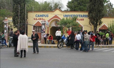 La denuncia es que este docente se insinuó a una estudiante a cambio de nota