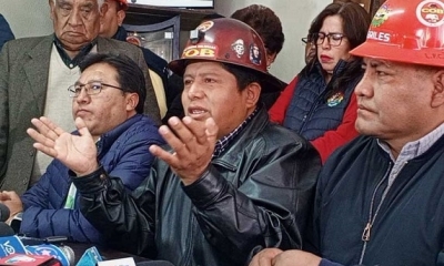 El ejecutivo de la Central Obrera Boliviana (COB), Juan Carlos Huarachi