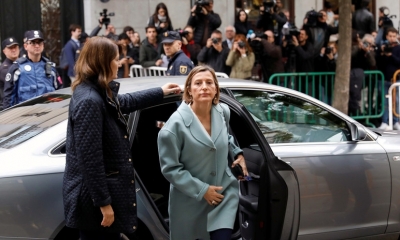 Llegada de la presidenta del Parlamento catalán, Carme Forcadell/Foto. RRSS