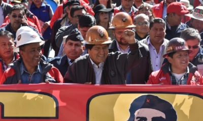 El presidente y la COB al frente de la marcha/Foto. ABI
