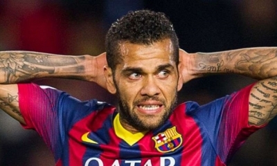 El Debut de Dani Alves en el Barcelona se Retrasará en unos Días