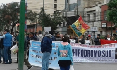 David Torrelio, Presidente del Comité Cívico de Cochabamba manifestó que la Policía procedió a desbloquear las vías troncales como la Blanco Galindo