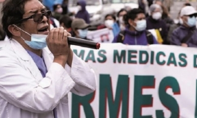 Marcha de los médicos en la ciudad de La Paz.
