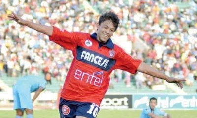 Marcelo Gomes volverá a jugar en Universitario de Sucre.