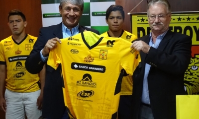 Sellando la alianza/Foto. Kreab