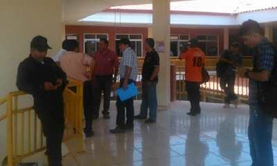 Momento en que Carmelo Lens deja la Carceleta Policial de Riberalta/Foto. RRSS