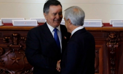 Roberto Ampuero fue nombrado como su canciller por Sebastián Piñera.