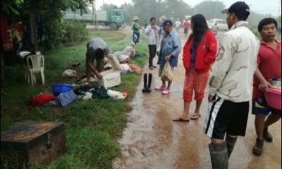 Mucha gente tuvo que dormir en la calle debido a la inundación