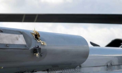 Los agujeros de bala en el helicóptero en el que viajaba el presidente de Colombia, Iván Duque | EFE