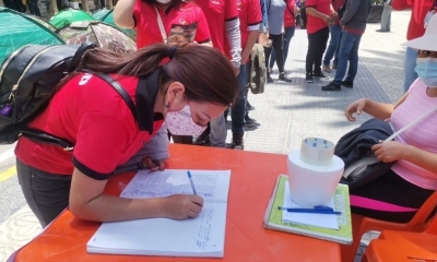 Llenado de libros en favor de traslado de comerciantes del correo