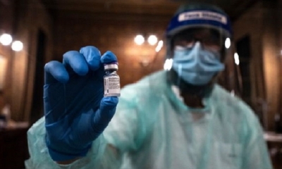 Las vacunas aplicadas en el territorio francés son mayoritariamente del laboratorio Pfizer/BioNTech. | Fuente: AFP