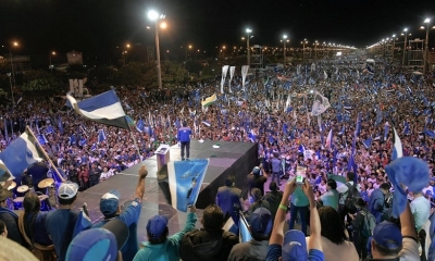 Foto / Archivo: Multitudinarios cierres de campaña de Evo Morales, en Santa Cruz.