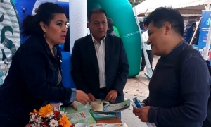 Feria para promover espacios de participación entre la población y las entidades públicas. Foto:  C.N.S.