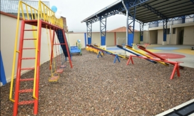 El presidente Evo Morales inauguró el lunes un kínder en la zona Villa Obrajes B del Distrito 7 del municipio de Sacaba, Cochabamba
